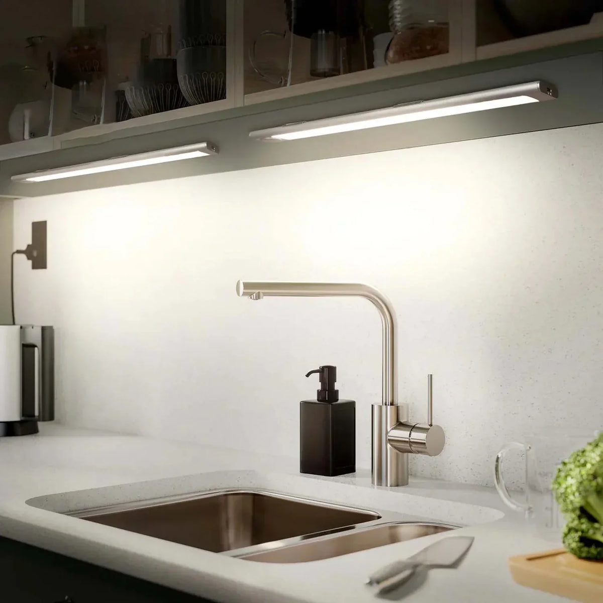 Réglette LED sans fil en aluminium avec détecteur de mouvement
